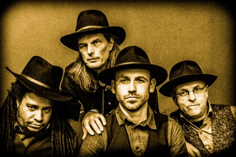 Zaterdag 1 april, aanvang 20.00 uur in De Groate Kerk van St.-Jacobiparochie: Kentucky Snake Oil, American Roots Music
